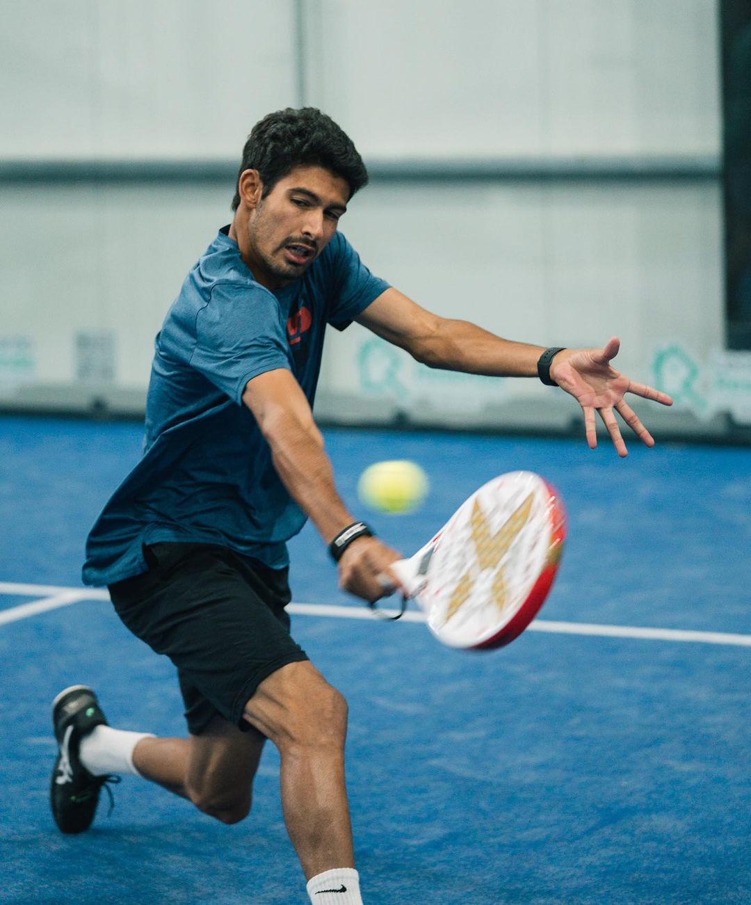 Image hover effect image